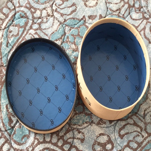 LINKS of LONDON Oval Box - Picture 5 of 8